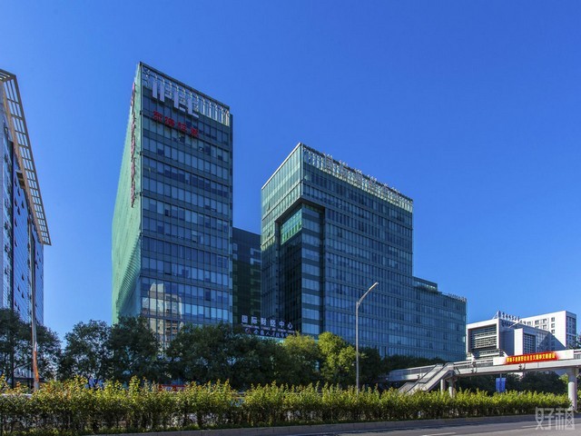 浙江供应防水背胶地面施工